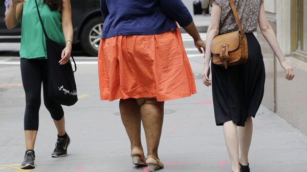 Женщина с лишним весом в Нью-Йорке, США