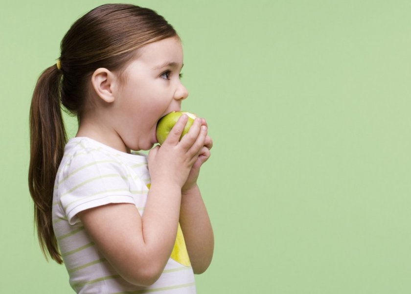 Моченые яблоки для детей