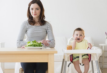 Принципы диеты для кормящих мам — список гипоаллергенных продуктов