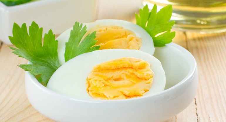 Почему на диете надо есть яйца без желтков