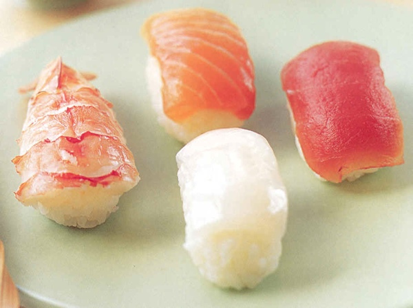 Истории происхождения блюд: суши и роллы