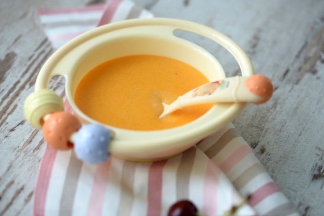 Манная каша с морковным соком - отличный рецепт для ребенка 1 года