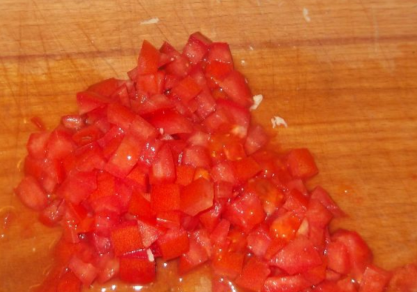 Запеканка из цветной капусты с помидорами
