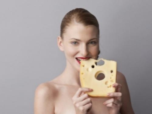 Сыр на завтрак при диете. Какой сыр можно есть при похудении?