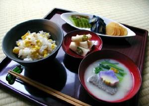 Обед в японской системе питания